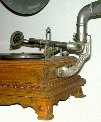 Die Tonarm-Automatik / The automatique up and down movement