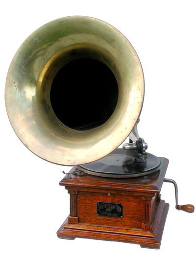 Der Durchmesser des Trichter betr&auml;gt 35 cm / The diameter of the horn measures 14"
