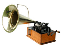 Der Trichter hat eine L&auml;nge von 35 cm und einen Durchmesser von 26 cm / The Horn is 14' long and has a diameter of 10'