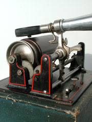 Die Ausf&uuml;hrung der Mechanik ist perfekt bis ins letzte Detail / The mechanisme is a masterwork for each detail 