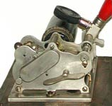 Motorgeh&auml;use und Schalldose / Motor case and Path&eacute; Fr&egrave;res sound-box